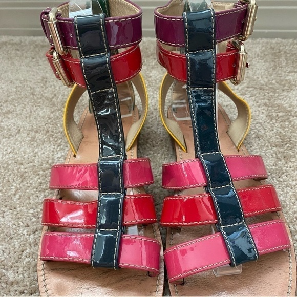 Dolce & Gabbana | Women's Multicolor Patent Leather Gladiator Flats Size 37 - Picture 7 of 11